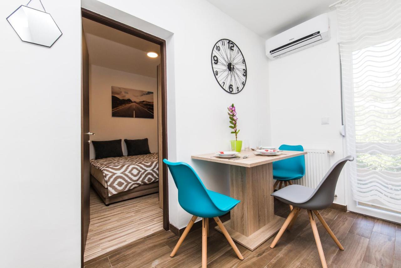 Apartmani Mabele 帕格 外观 照片